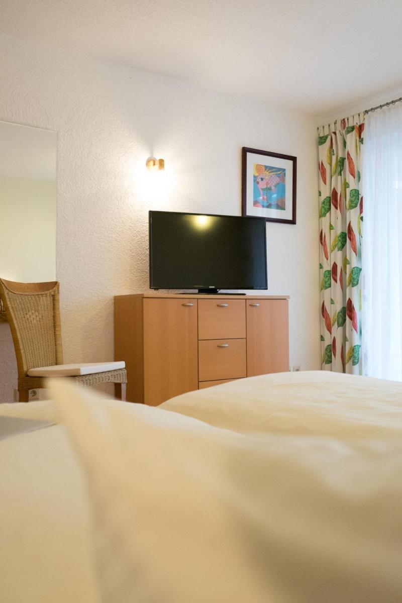 Gaestehaus Maeder Am Hafen Uhldingen-Mühlhofen Quarto foto