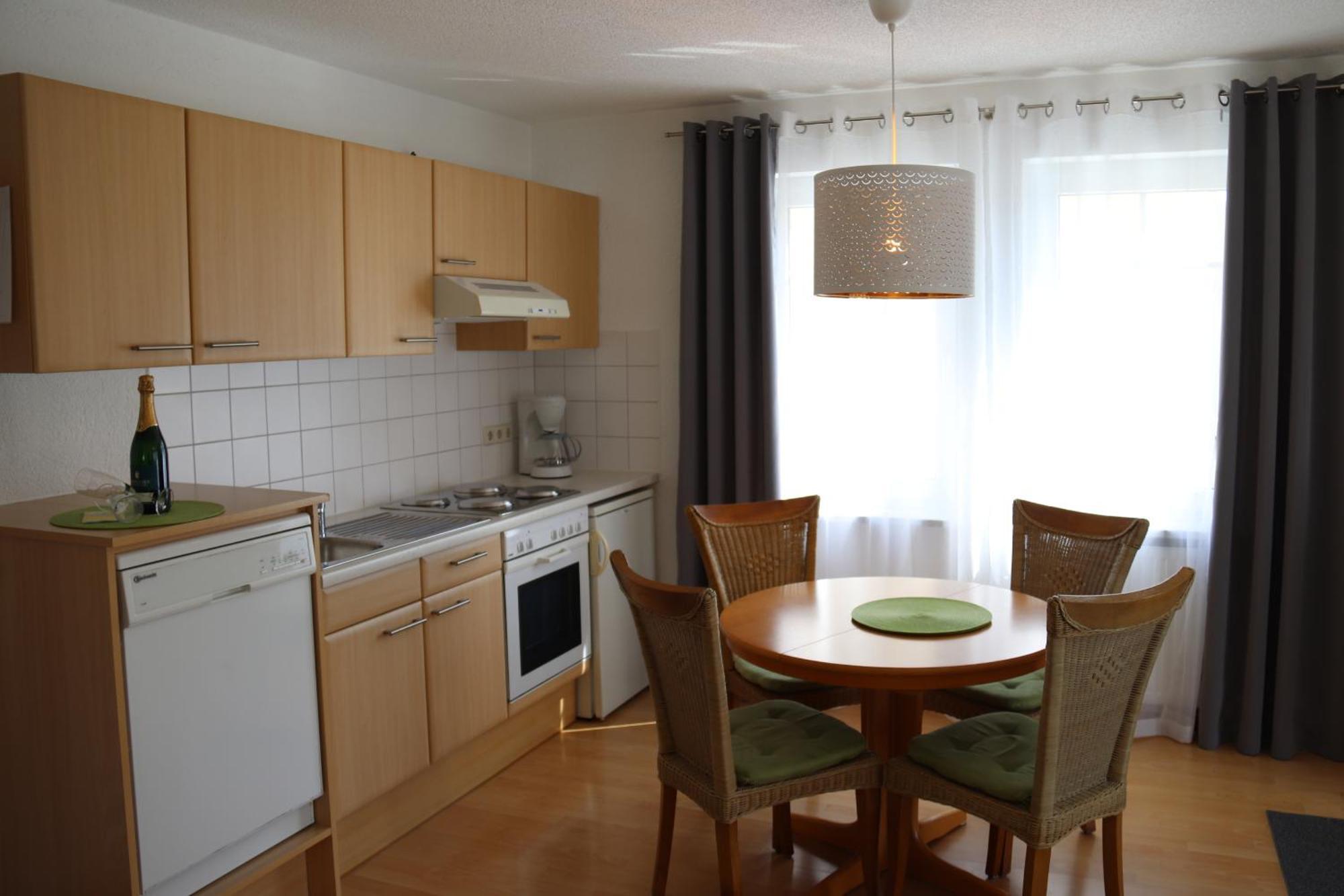 Gaestehaus Maeder Am Hafen Uhldingen-Mühlhofen Quarto foto