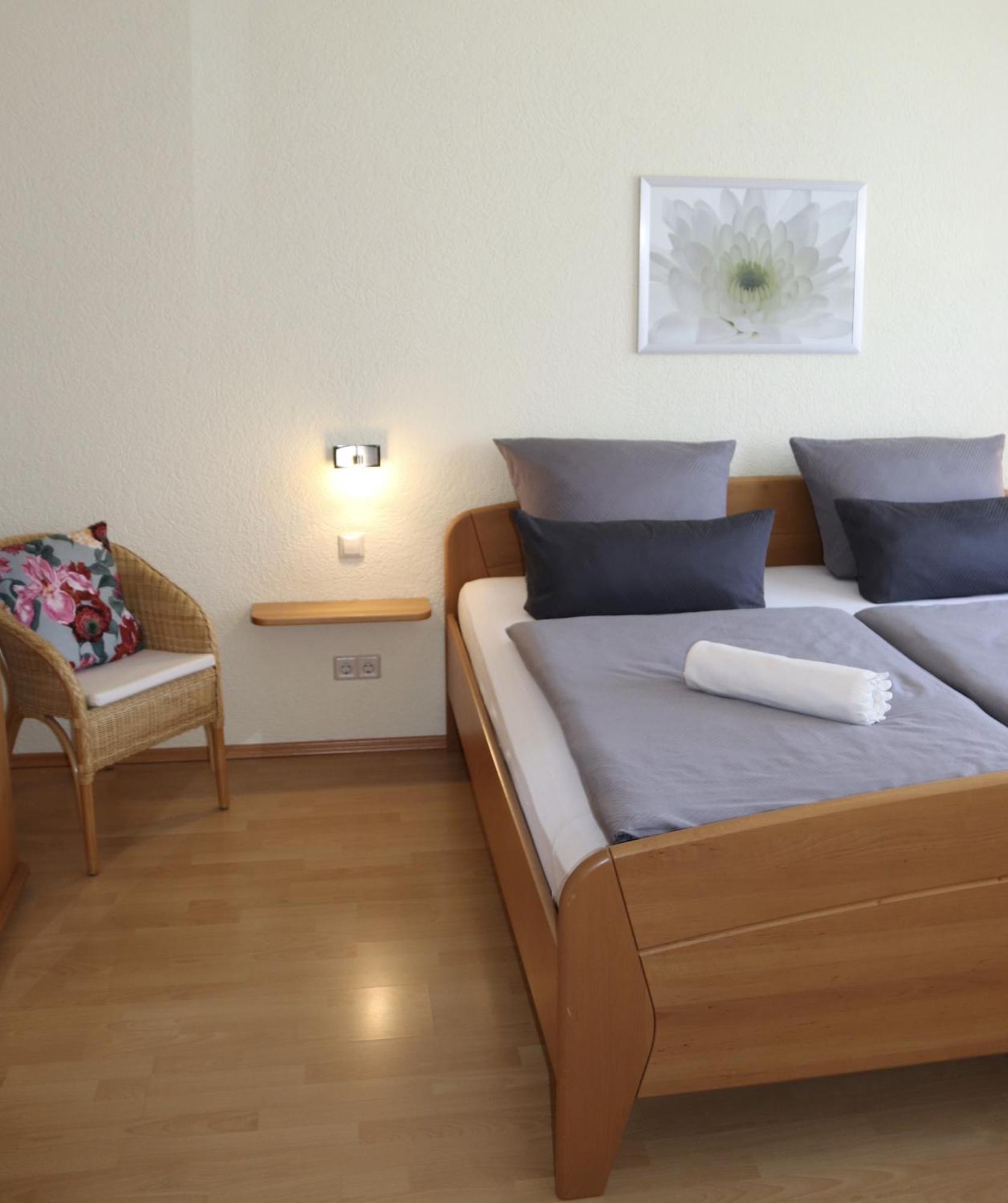 Gaestehaus Maeder Am Hafen Uhldingen-Mühlhofen Quarto foto